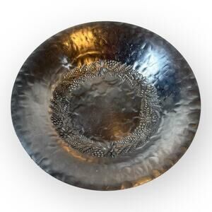 Vintage‎ Hand Hammered Metal Bowl Signed Artist Mark Floral Wreath 7.5”
